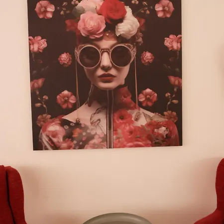 Cassandra Hotel