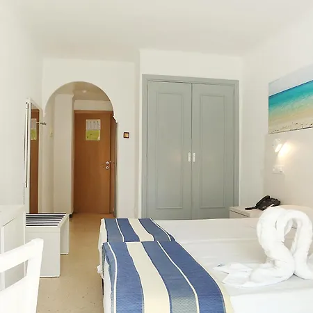 Cassandra Hotel