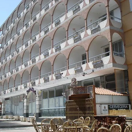 Cassandra Hotel
